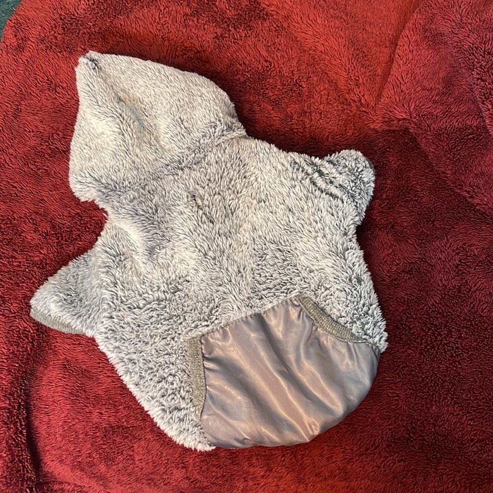 Top paw size small hooded fleece NWOT
